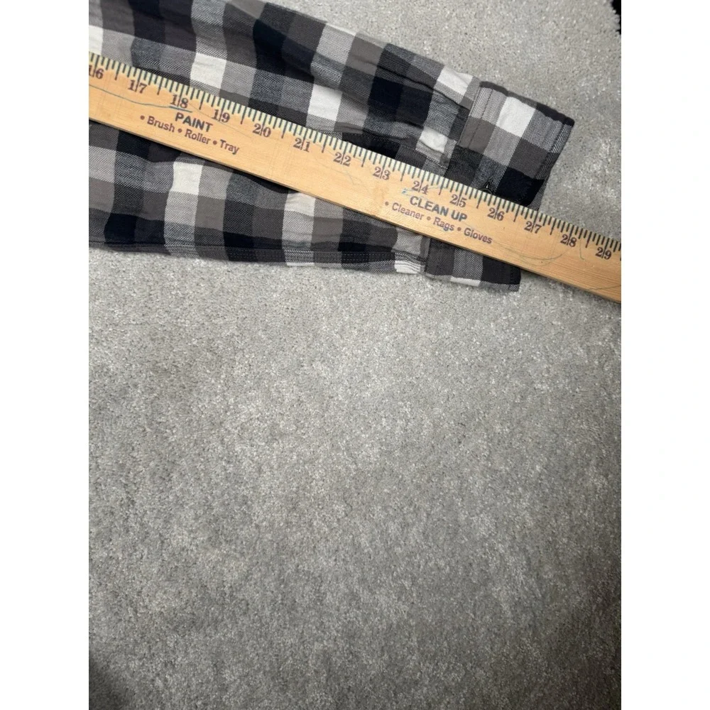 North Face Shirt Mens XL L/s Button Front Pockets Outdoors Gray‎ Plaid Gorpcore